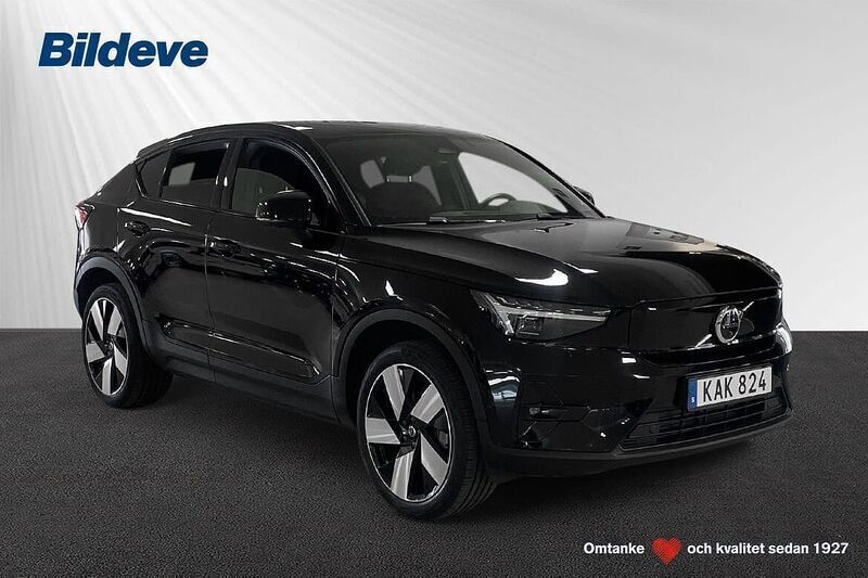 Svart Begagnad 2021 Volvo EC40 SUV | 399 900 kr (Bra pris) - Bild 1/4