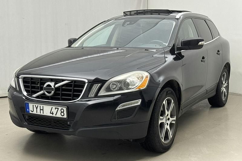 Svart Begagnad 2012 Volvo XC60 Summum SUV | 72 000 kr (Superpris) - Bild 1/4