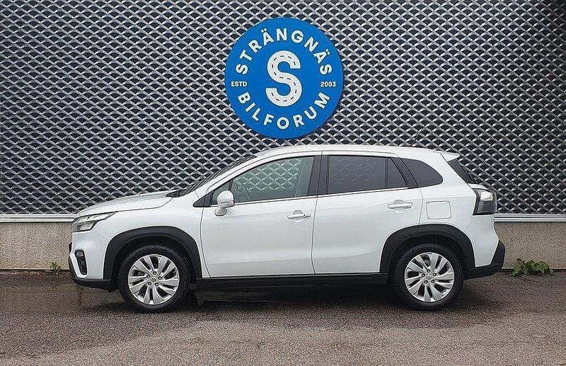 Vit Begagnad 2023 Suzuki SX4 S-Cross SUV | 269 000 kr (Bra pris) - Bild 1/4
