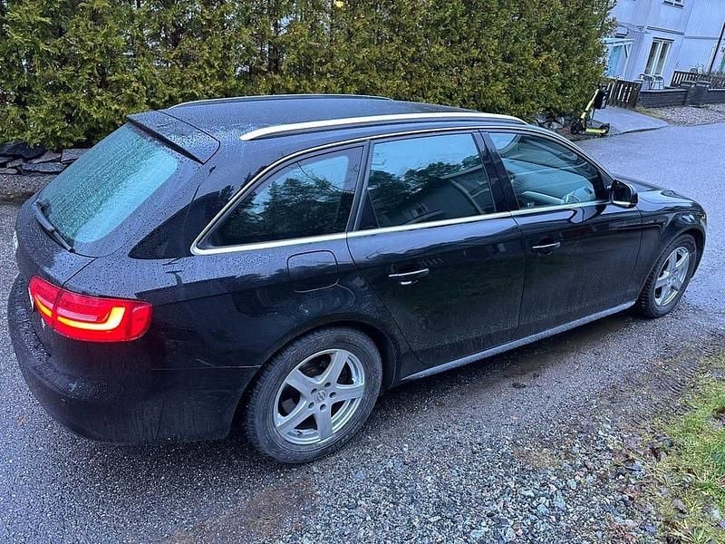 Begagnad Audi A4 136 HK (100 kW) 2013 Kombi