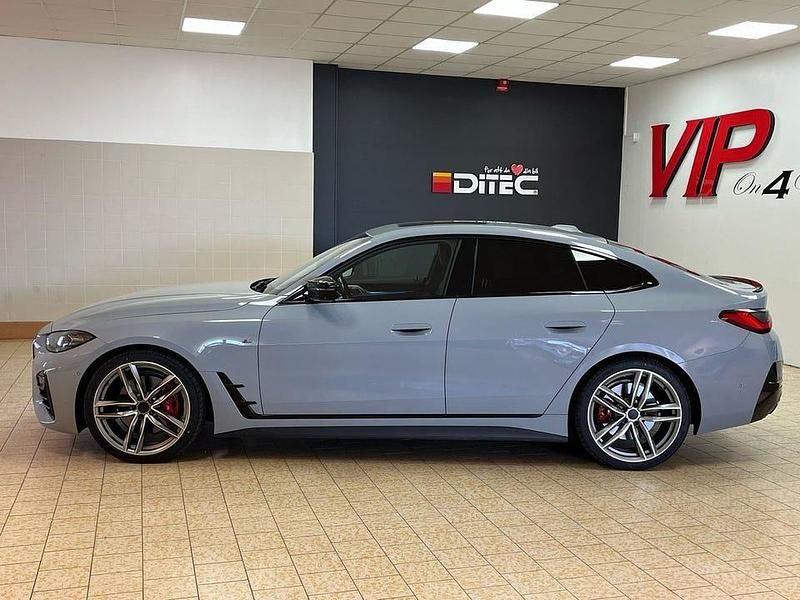 Begagnad BMW M440 M Sport 374 HK (275 kW) 2022 Grå Sedan