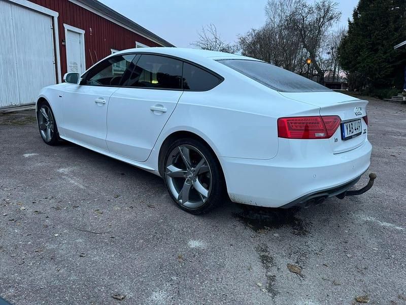 Begagnad Audi A5 190 HK (139 kW) 2016 Halvkombi