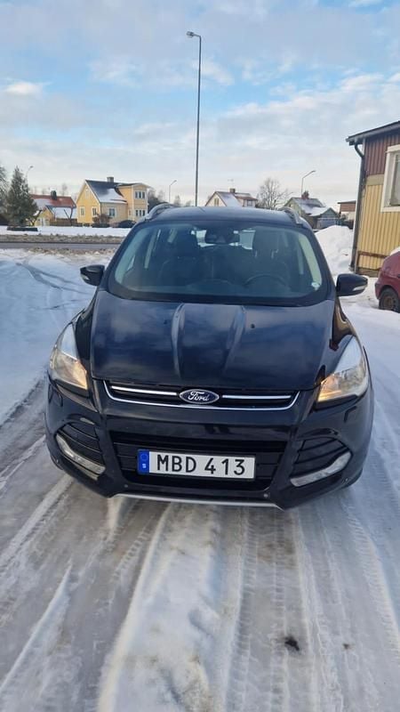 Begagnad Ford Kuga 140 HK (102 kW) 2014 SUV
