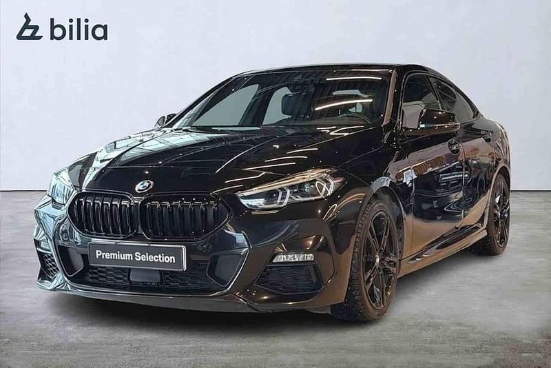 Begagnad BMW 218 M Sport 136 HK (100 kW) 2022 Svart (saphire svart metallic) Sportkupé