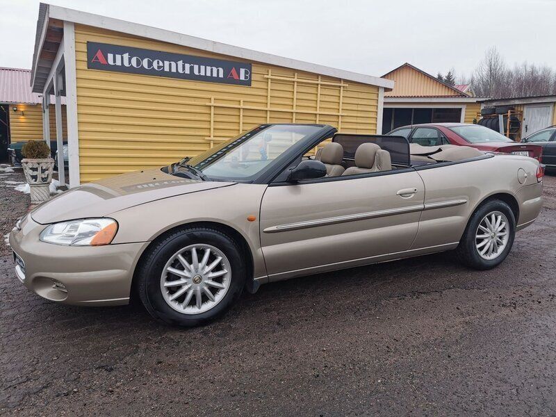 Ljusgrå Begagnad 2002 Chrysler Sebring Cabriolet Cab | 42 500 kr - Bild 1/4