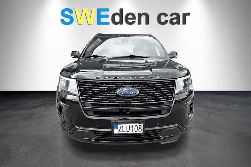 Svart Begagnad 2018 Ford Explorer Sport SUV | 249 000 kr - Bild 1/4