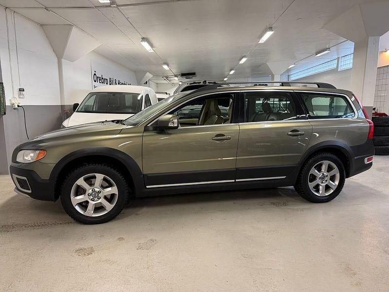 Begagnad Volvo XC70 Summum 205 HK (150 kW) 2010 Grön Kombi