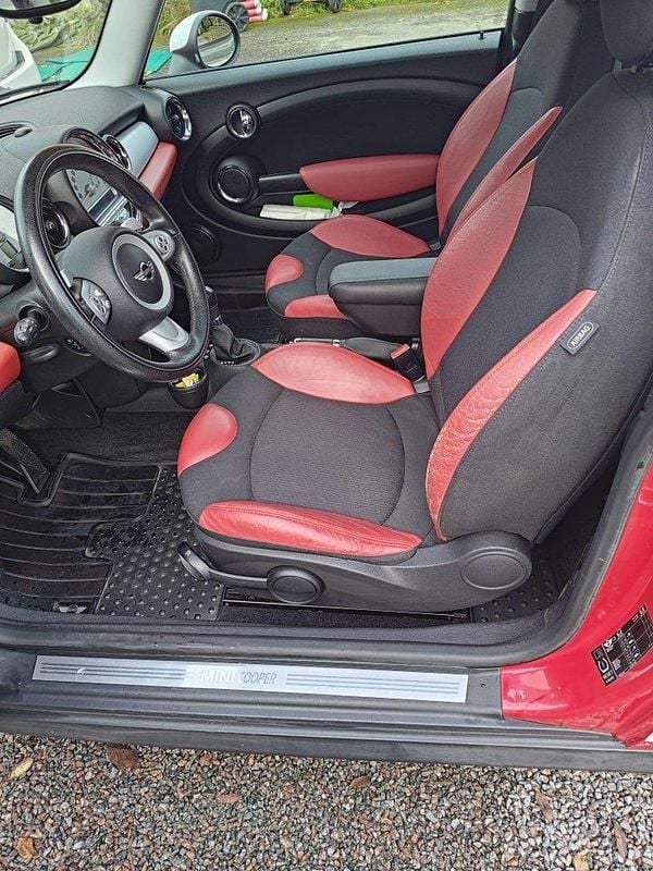 Begagnad 2007 Mini Cooper Halvkombi | 65 000 kr (Marknadspris) - Bild 1/4