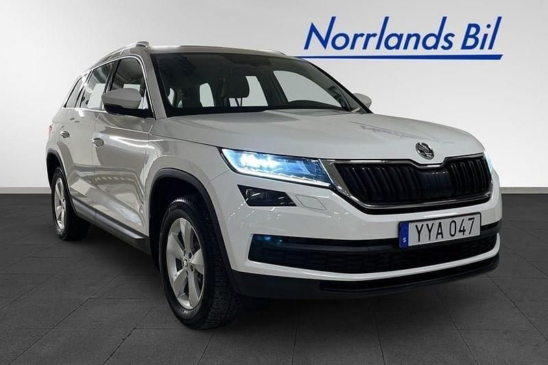 Vit Begagnad 2018 Skoda Kodiaq Style SUV | 259 000 kr (Bra pris) - Bild 1/4