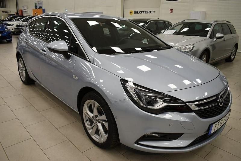 Begagnad Opel Astra Dynamic 150 HK (110 kW) 2017 Grå Kombi