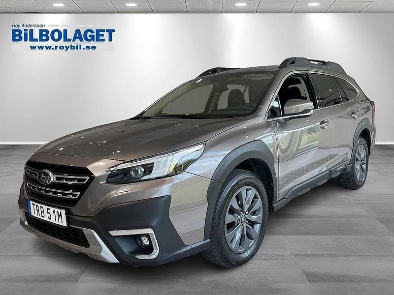 Brun Begagnad 2023 Subaru Outback SUV | 359 900 kr (Bra pris) - Bild 1/4