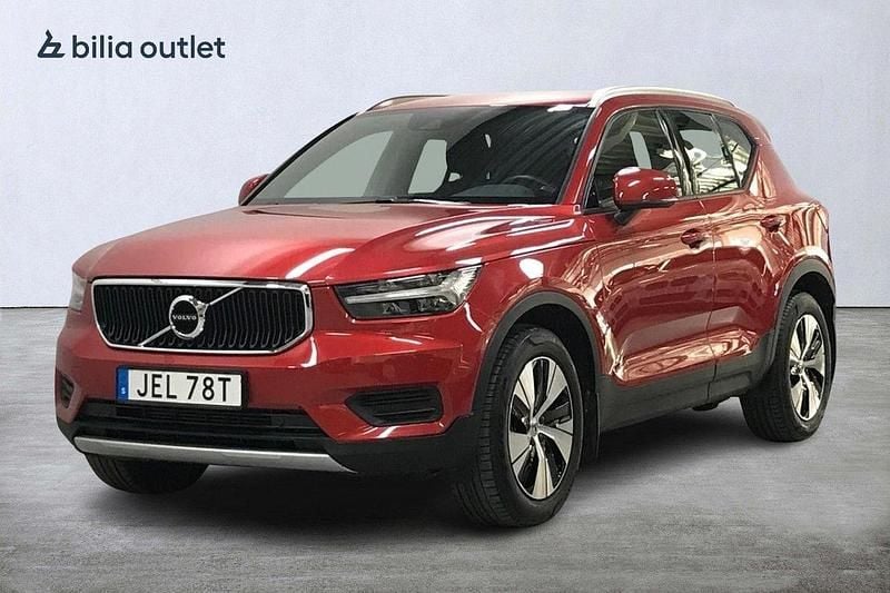 Röd Begagnad 2022 Volvo XC40 Momentum SUV | 297 900 kr (Superpris) - Bild 1/3