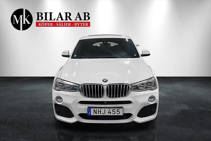 Vit Begagnad 2016 BMW X4 M Sport SUV | 229 900 kr (Bra pris) - Bild 1/4