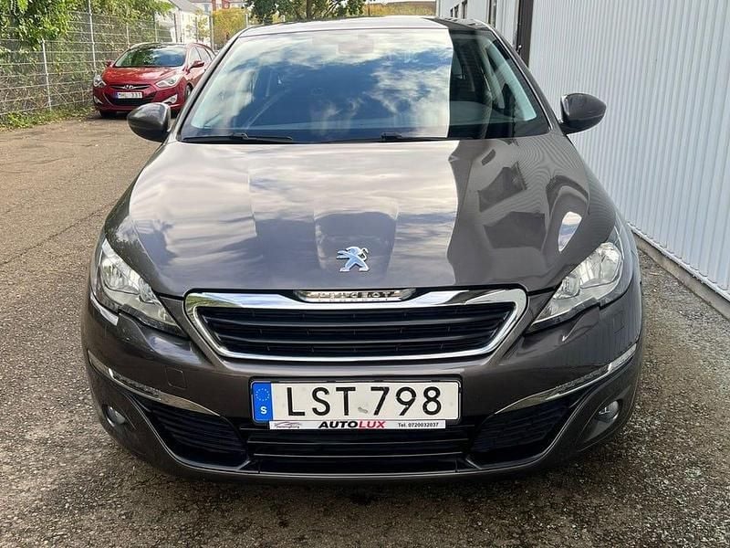 Begagnad Peugeot 308 SW Active 131 HK (96 kW) 2015 Grå Kombi