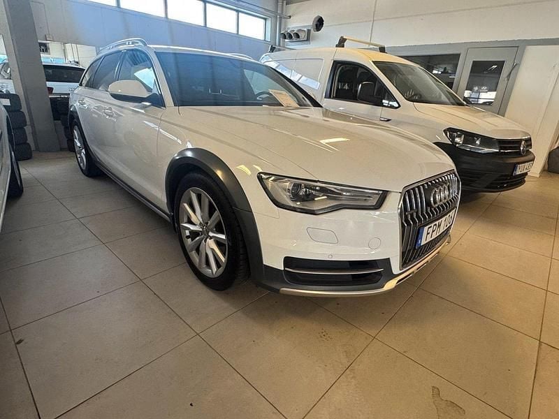 Vit Begagnad 2016 Audi A6 Allroad Ambition Kombi | 213 600 kr (Marknadspris) - Bild 1/4