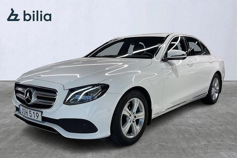Vit Begagnad 2016 Mercedes E220 Avantgarde Sedan | 289 500 kr (Bra pris) - Bild 1/4