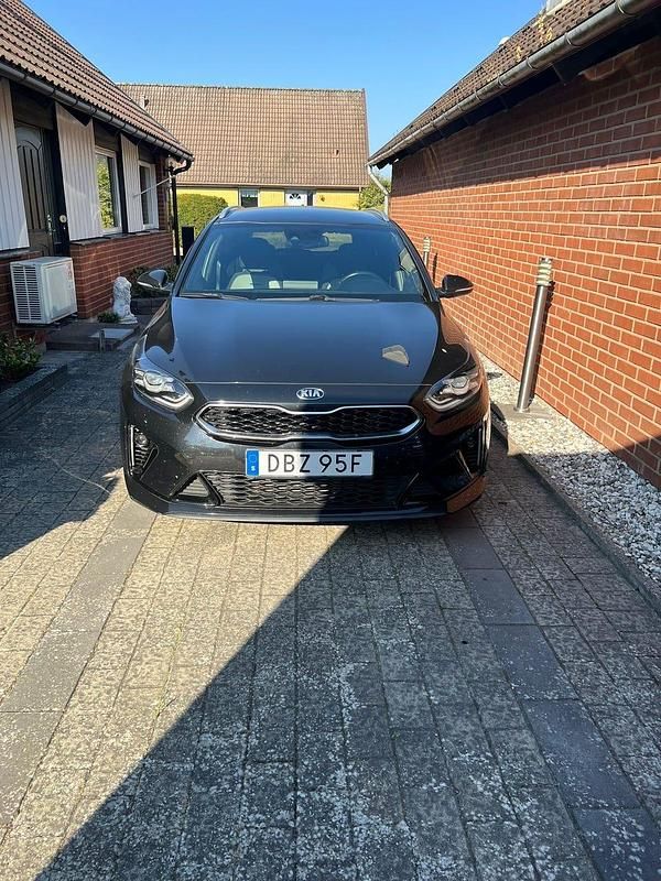 Begagnad 2019 Kia Ceed Sportswagon Kombi | 160 000 kr (Marknadspris) - Bild 1/4