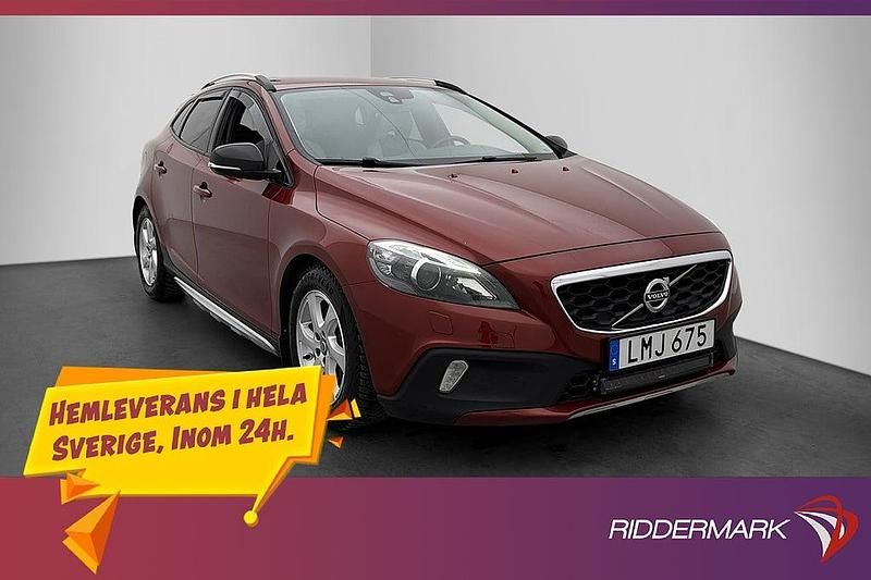Begagnad Volvo V40 CC Summum 177 HK (130 kW) 2014 Röd Kombi