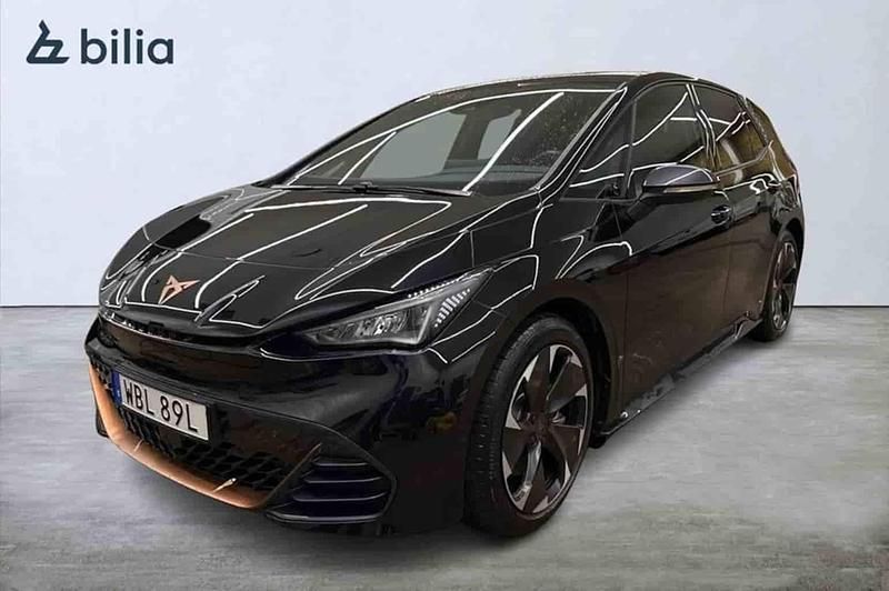 Svart Begagnad 2025 Cupra Born e-Boost Halvkombi | 379 500 kr - Bild 1/1