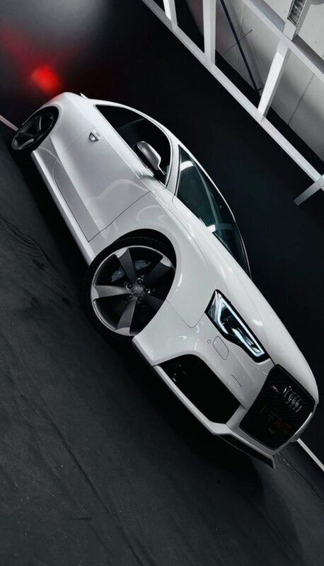 Vit Begagnad 2013 Audi RS5 Exclusive Sportkupé | 389 000 kr (Marknadspris) - Bild 1/4