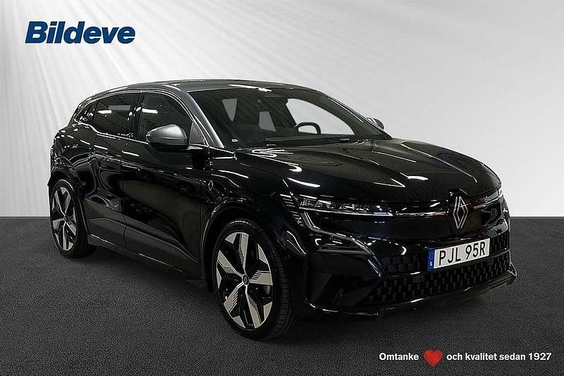 Okänd Begagnad 2022 Renault Mégane Techno Halvkombi | 299 900 kr (Marknadspris) - Bild 1/4