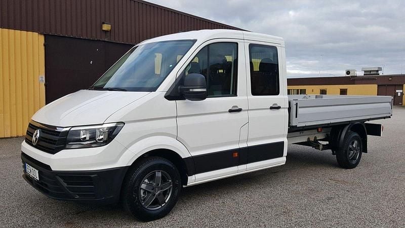 Vit Begagnad 2023 VW Crafter Van | 639 000 kr - Bild 1/4