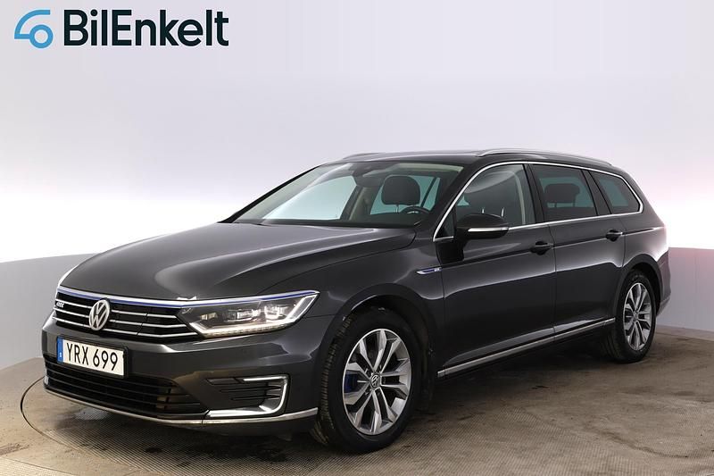 Begagnad VW Passat GTE 218 HK (160 kW) 2017 Grå Kombi