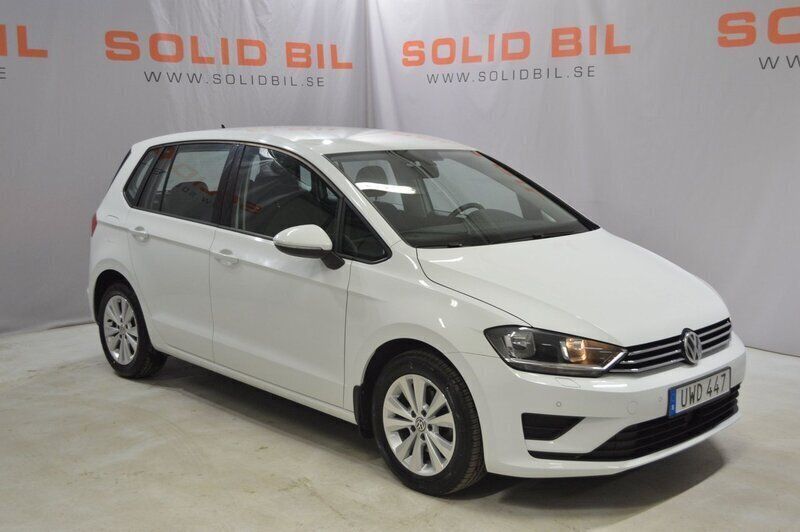 Vit Begagnad 2017 VW Golf VII Halvkombi | 128 800 kr (Marknadspris) - Bild 1/4