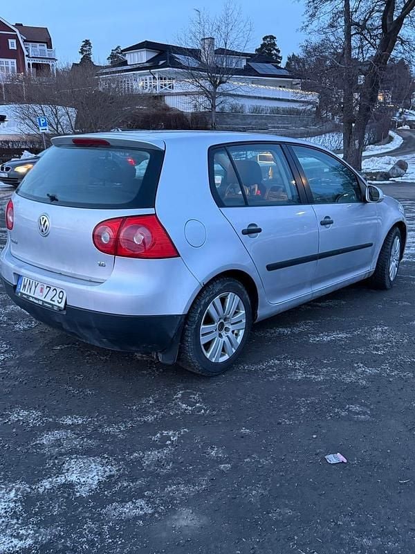 Begagnad VW Golf IV 102 HK (75 kW) 2005