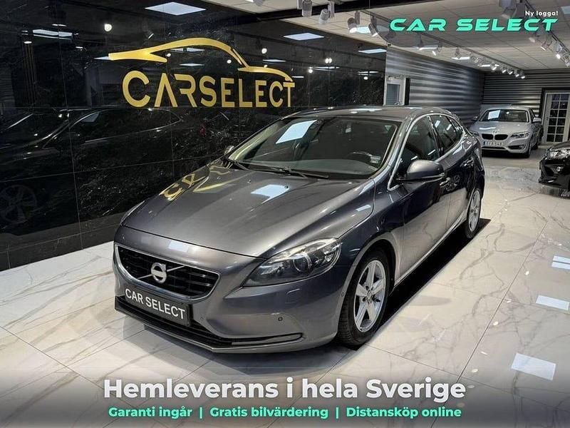 Begagnad Volvo V40 117 HK (86 kW) 2013 Grå Halvkombi