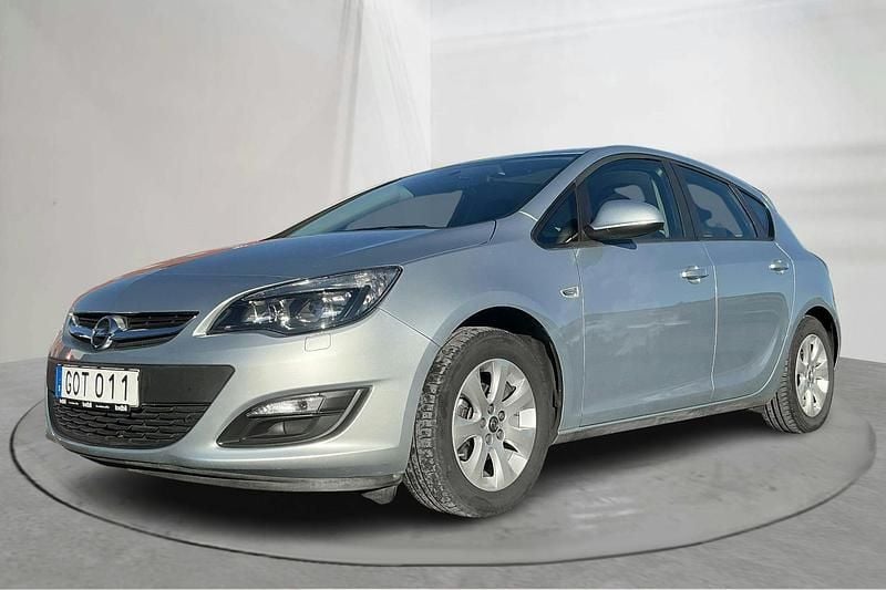 Grå Begagnad 2015 Opel Astra Enjoy | 88 000 kr (Marknadspris) - Bild 1/4
