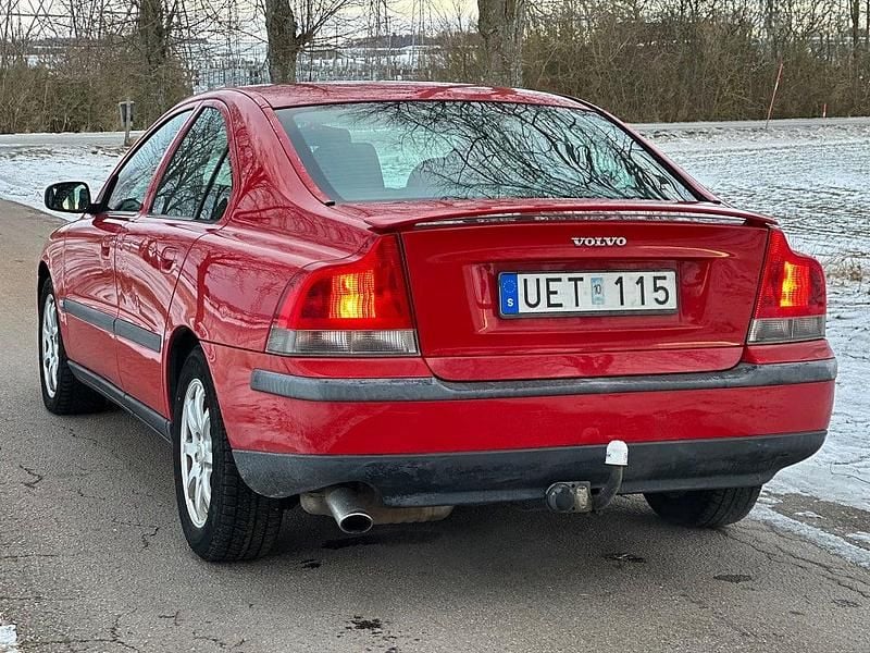 Begagnad Volvo S60 Business Edition 209 HK (153 kW) 2003 Röd Sedan