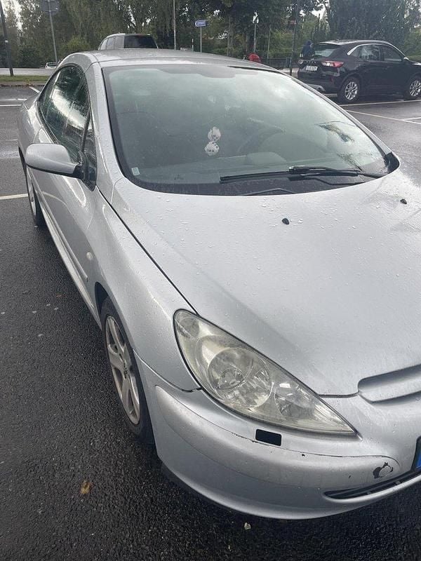 Grå Begagnad 2004 Peugeot 307 CC Cab | 11 000 kr (Superpris) - Bild 1/1