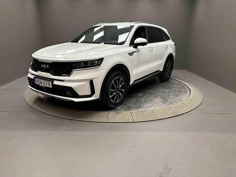 Vit Begagnad 2023 Kia Sorento SUV | 459 000 kr (Marknadspris) - Bild 1/1