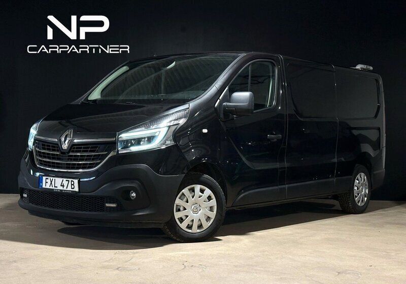 Svart Begagnad 2020 Renault Trafic Van | 218 900 kr (Superpris) - Bild 1/4