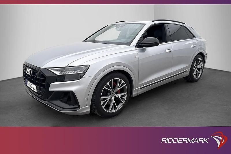 Begagnad Audi Q8 S-Line 462 HK (339 kW) 2021 Silver SUV