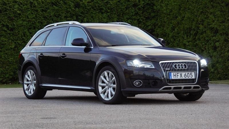 Blå Begagnad 2011 Audi A4 Allroad Comfort Kombi | 95 000 kr (Marknadspris) - Bild 1/4
