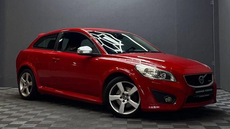 Begagnad Volvo C30 R-Design 150 HK (110 kW) 2012 Röd Halvkombi