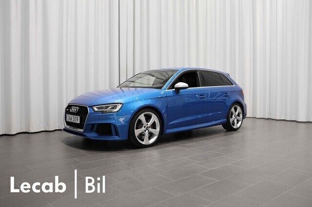Blå Begagnad 2017 Audi RS3 Sportback Advanced Halvkombi | 434 500 kr - Bild 1/4