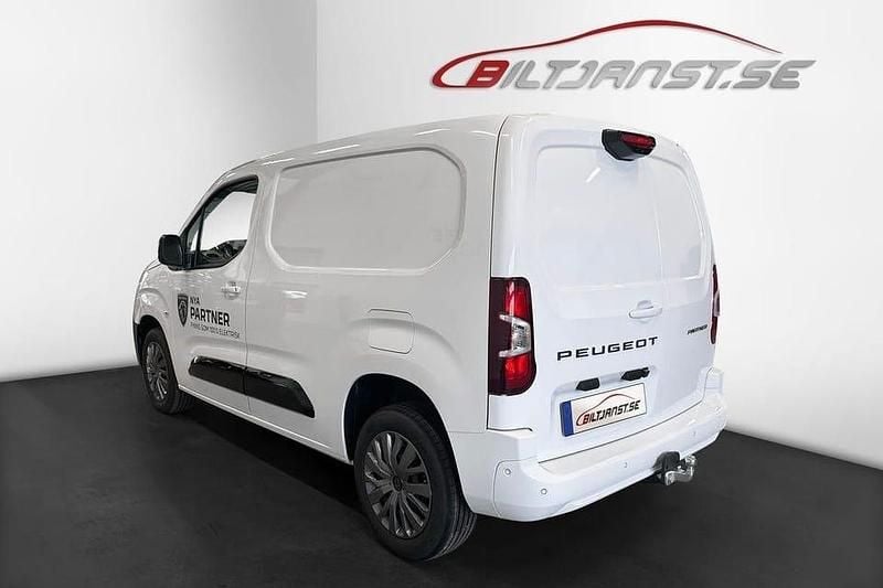 Ny Peugeot Partner 132 HK (97 kW) 2025 Vit Minibuss