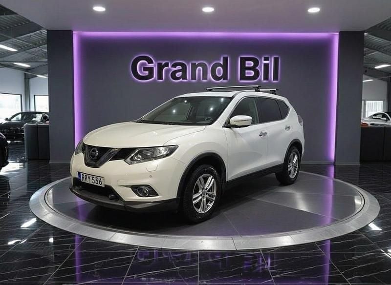 Vit Begagnad 2015 Nissan X-Trail SUV | 119 900 kr (Marknadspris) - Bild 1/4