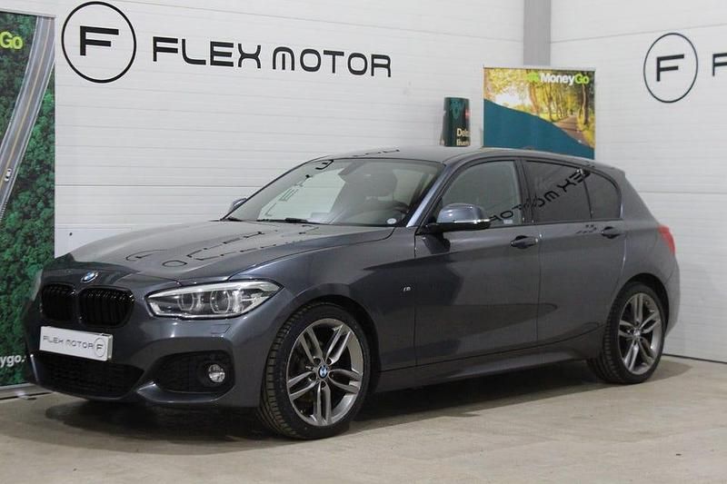 Begagnad BMW 118 M Sport 150 HK (110 kW) 2017 Grå Halvkombi
