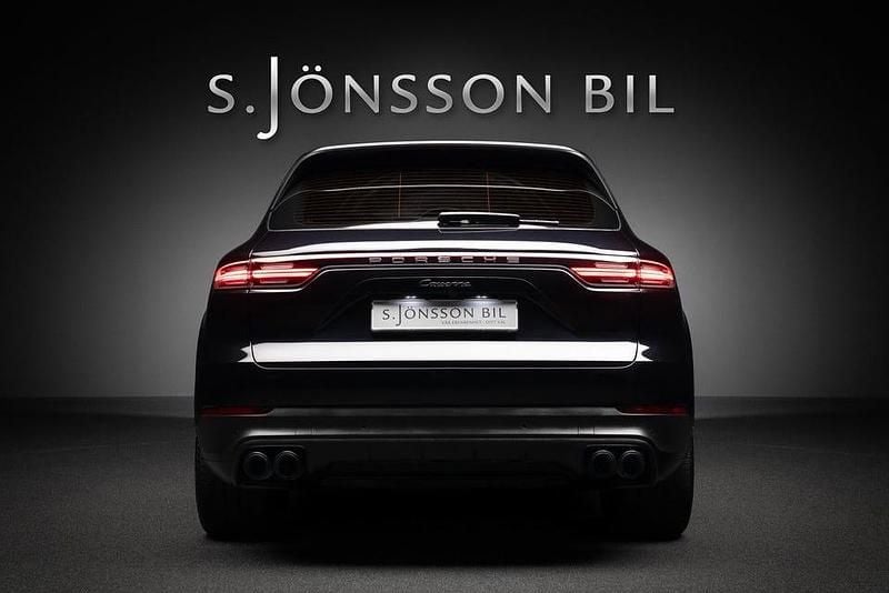 Begagnad Porsche Cayenne 462 HK (339 kW) 2021 Svart SUV