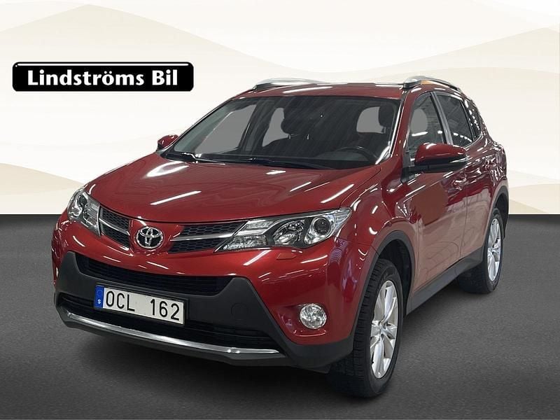 Röd Begagnad 2013 Toyota RAV4 Active SUV | 159 900 kr (Marknadspris) - Bild 1/3