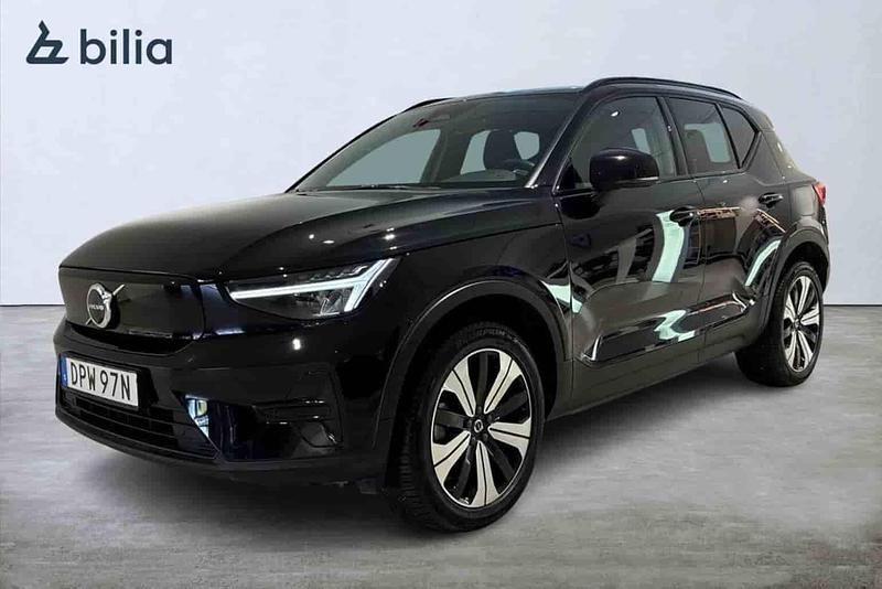 Begagnad Volvo XC40 Single Motor 175 kW (238 HK) 2023 Svart SUV
