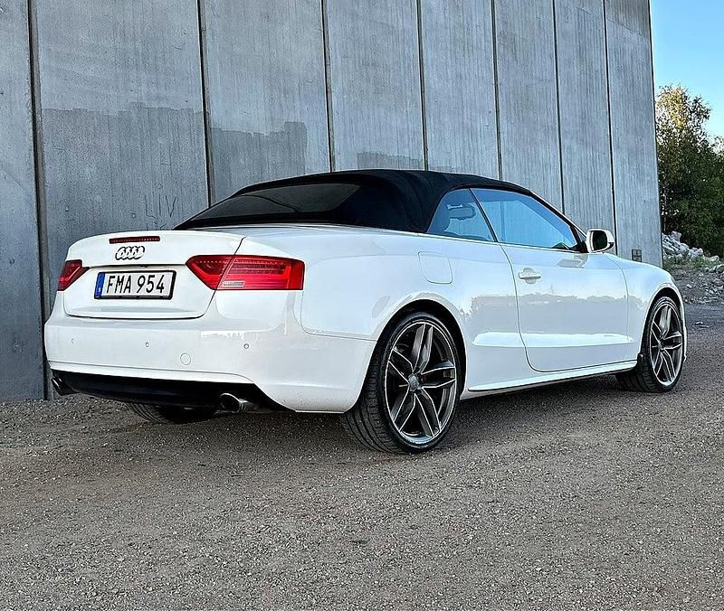 Begagnad Audi A5 Cabriolet 170 HK (125 kW) 2012 Vit Cab