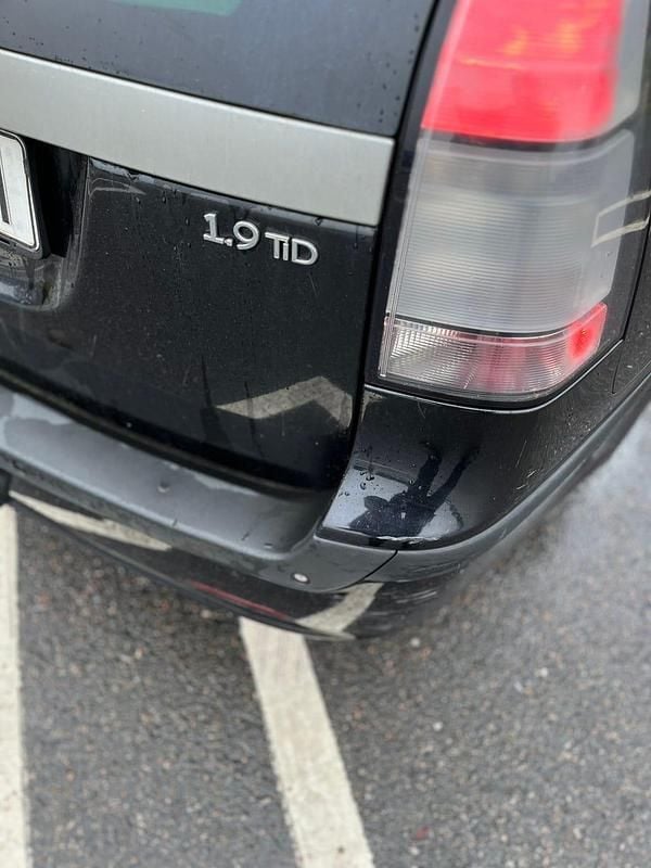 Begagnad 2007 Saab 9-3 Kombi | 10 000 kr (Dyr) - Bild 1/4