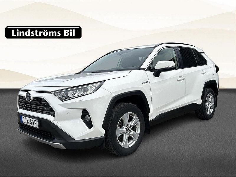 Vit Begagnad 2019 Toyota RAV4 Hybrid Active SUV | 289 000 kr (Marknadspris) - Bild 1/3