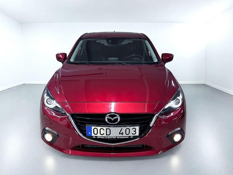 Begagnad Mazda 3 Inclusive 150 HK (110 kW) 2013 Röd Halvkombi