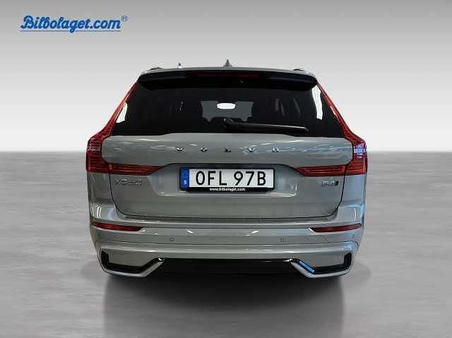 Begagnad Volvo XC60 Plus 197 HK (144 kW) 2024 Grå SUV
